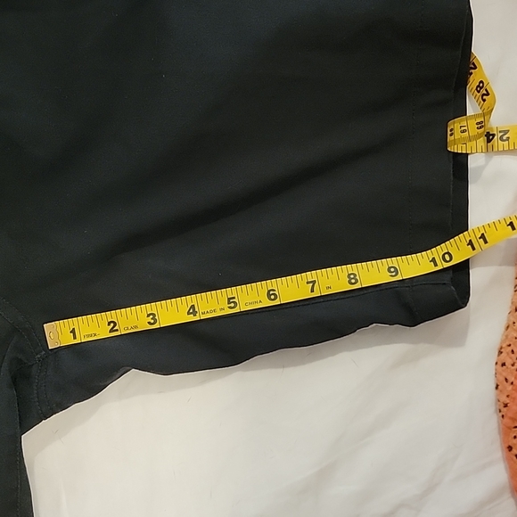 Volcom Shorts - Picture 4 of 4